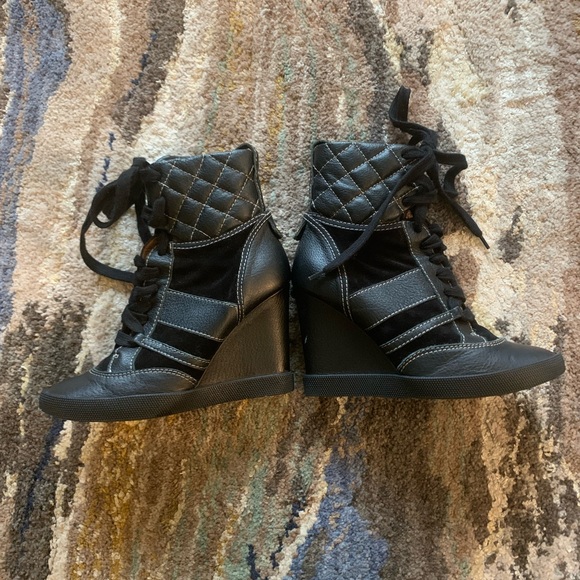 Chloe Sneaker Wedge Black Size 5 - Picture 5 of 11